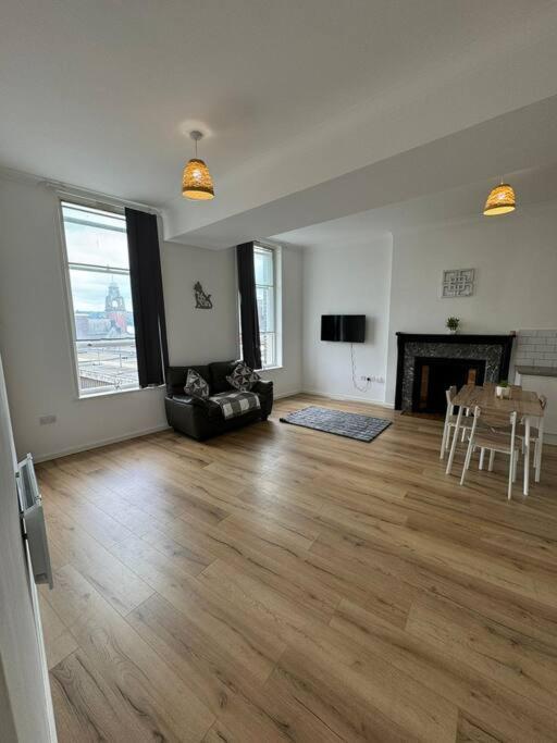 Spacious Flat In Sheffield City Center Gs304 Bagian luar foto