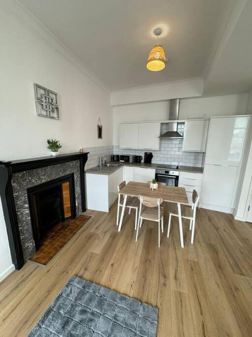 Spacious Flat In Sheffield City Center Gs304 Bagian luar foto